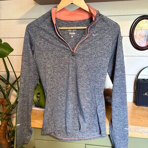 Nike Women's Quaterzip